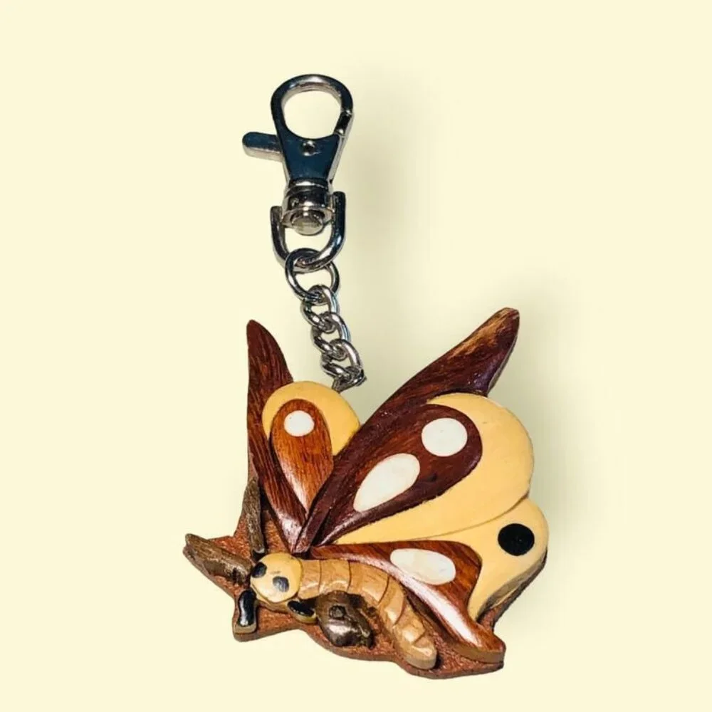 Wood Butterfly Keychain Keyring Insect - Picture 1 of 3